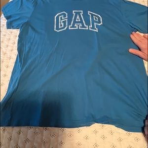 Gap round collar tee shirts